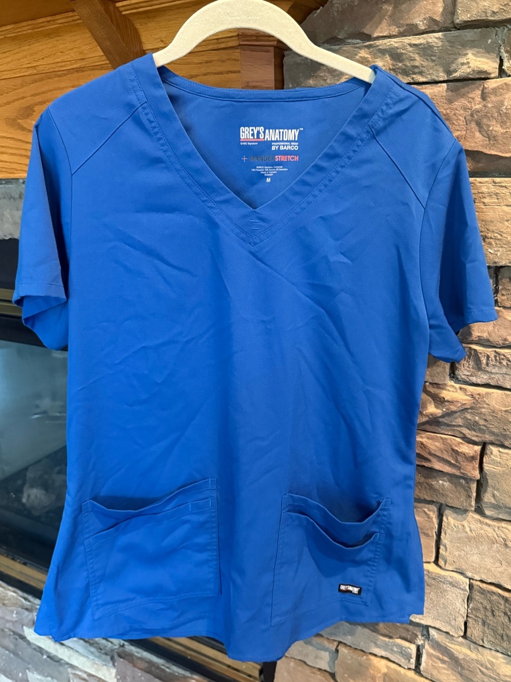 Grey’s Anatomy by Barco Women’s Scrub Top Medium Blue Spandex Stretch 2 Pocket
